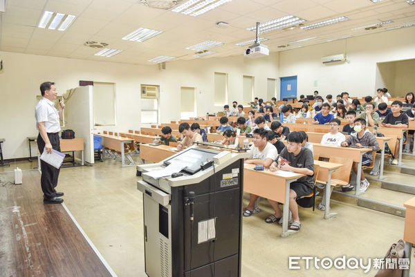 ▲▼台師大首推暑修不用錢,1628人次參與,「線性規劃」修課人數最多。(圖/台師大提供)