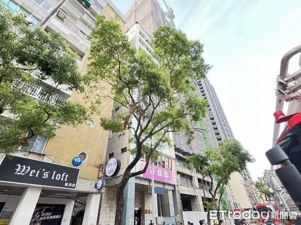 ▲▼ 高雄某商旅清晨火警,釀成1死3傷 。(圖/記者吳奕靖翻攝)