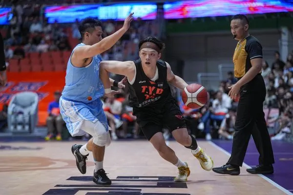 ▲領航猿白曜誠、布依德、李家慷。(圖/PLG職籃提供)