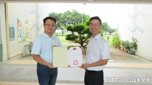 ▲嘉南藥理大學連續10年持續投入偏鄉教育資源,該校圖書資訊館特別舉辦「捐書‧送愛到偏鄉」活動。(圖/記者林東良翻攝,下同)