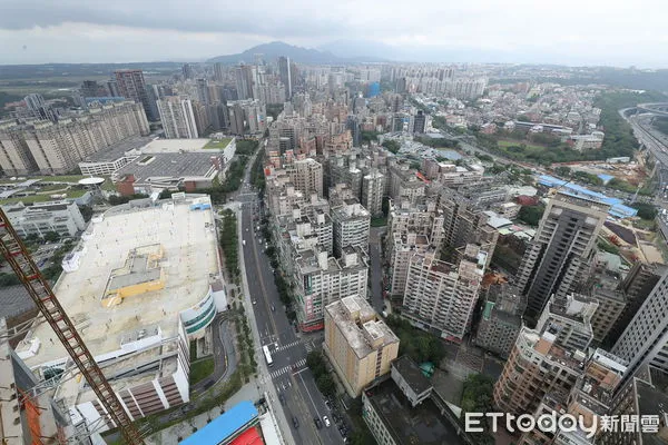 ▲▼林口龜山地區房市高空鳥瞰圖。(圖/記者湯興漢攝)