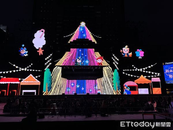 ▲「2024世界12強棒球賽台灣英雄見面會」今(26日)晚7點於新北耶誕城舉行,頭香8點多就到現場。(圖/記者彭懷玉攝)