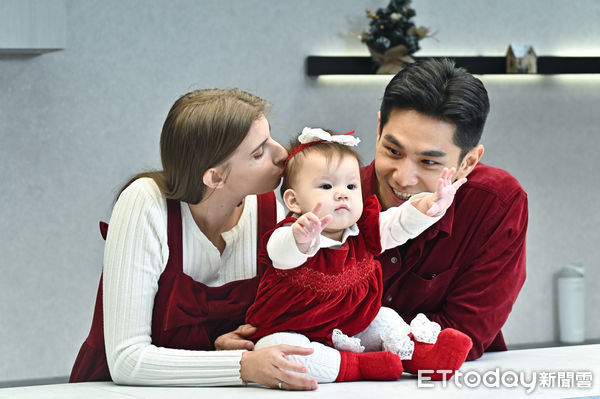 ▲▼祖雄、佳娜、女兒內內一家過年專訪。(圖/記者李毓康攝)