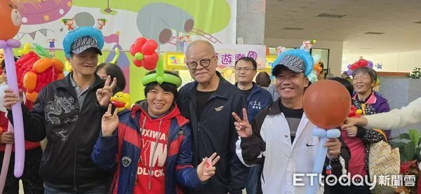 ▲▼ 嘉義縣議會變身遊樂園 。(圖/記者翁伊森攝)