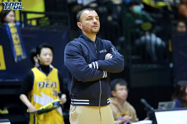 ▲特攻德芬、莫米爾。(圖/TPBL職籃提供)