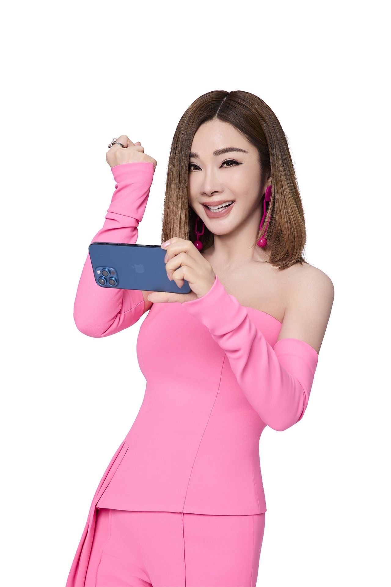 ▲陳美鳳代言手遊。(圖/拉斯維加斯娛樂城)