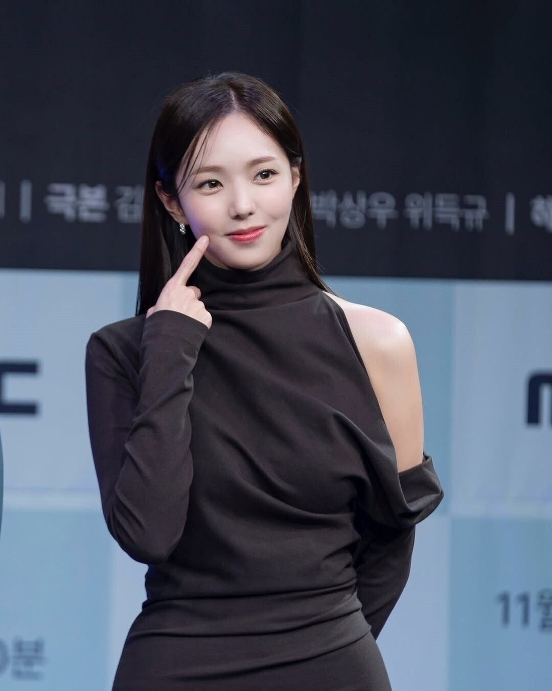 ▲蔡秀彬短髮 。(圖/翻攝自IG、MBC)