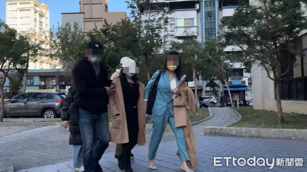 ▲▼麥當勞少女遭主管侵犯輕生 心碎母首赴士檢助釐清案情。(圖/記者黃宥寧攝)