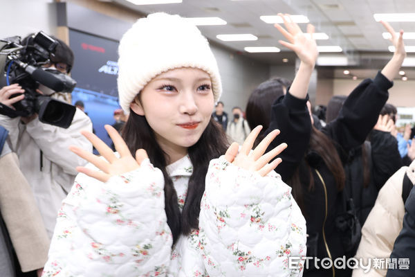 ▲▼ 日本怪物新人Phantom Siita松山機場抵台接機 。(圖/記者黃克翔攝)