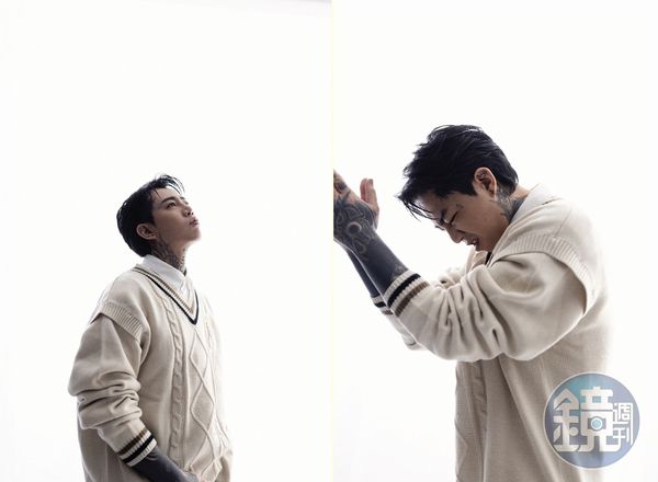 手上包黑的刺青,謝和弦說:「之前手刺得太雜亂了 我想把它修正到比較有協調性,以後才可以跟女兒說故事。」