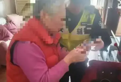 ▲▼婦人手機失控險被騙6291萬。(圖/翻攝自微博)