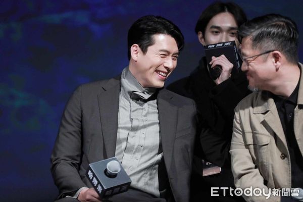 ▲▼▲《哈爾濱》導演禹民鎬、朴勳、製片金元國16日出席記者會。(圖/記者周宸亘攝)