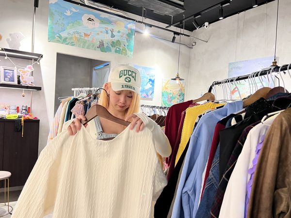 ▲▼王彩樺(右)讚郭書瑤暖心如親女兒。(圖/星星相藝提供)