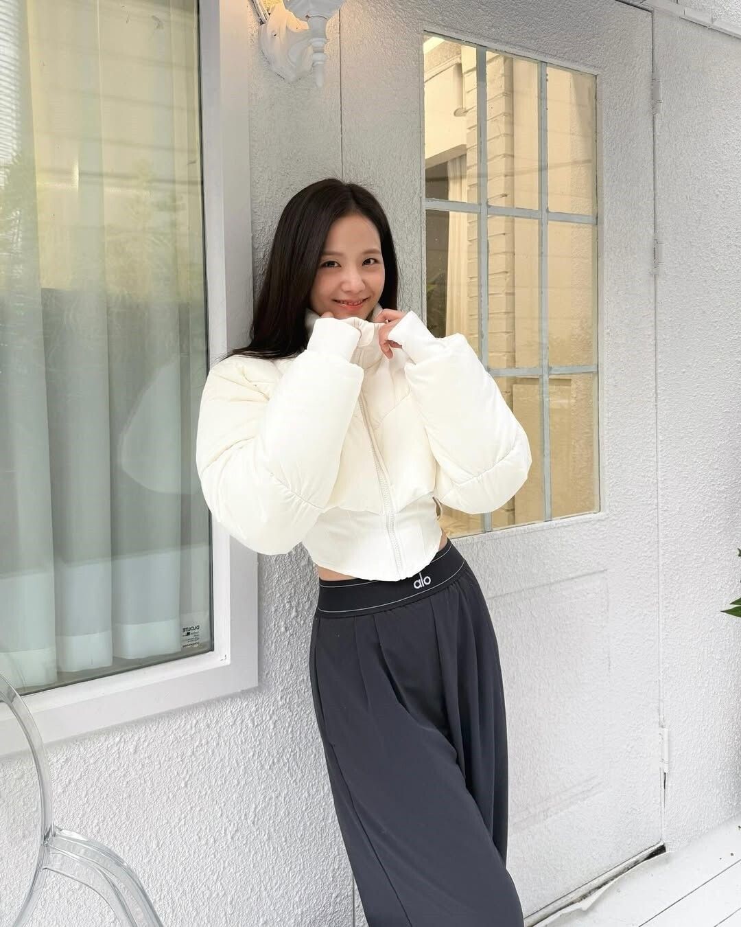 ▲女星保暖穿搭 。(圖/翻攝自IG)