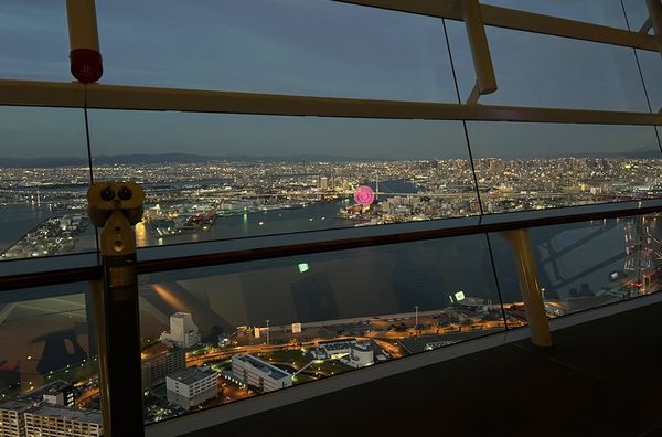 ▲▼日本關西大阪灣地標,咲洲宇宙塔展望台。(圖/部落客CJ提供)