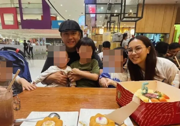 ▲張致恒一家四口。(圖/翻攝自雯雯Instagram)