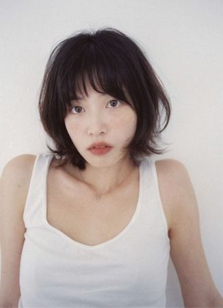 ▲▼AKMU李燦赫2天前才傳分手女偶像「再爆新戀情」。(圖/翻攝自韓網)