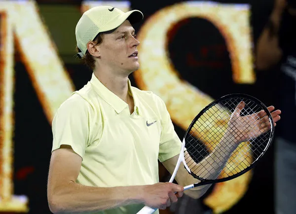 ▲▼球王辛納連2年晉級澳網決賽,直落3盤擊敗美國好手謝爾頓。(圖/路透)