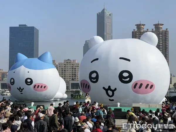 ▲▼吉伊卡哇,兔兔,烏薩奇,小八,冬日遊樂園。(圖/記者許宥孺攝)