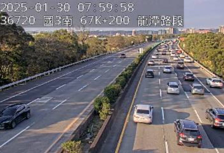 ▲▼回娘家車潮。(圖/翻攝1968)