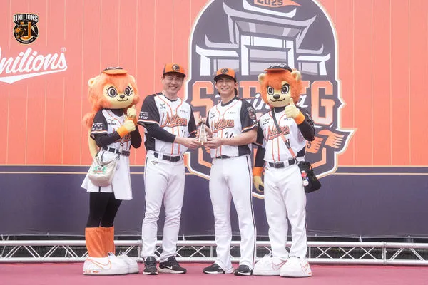 ▲2025年統一獅隊開訓儀式總教練林岳平與陳傑憲。(圖/統一球團提供)
