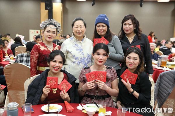 ▲▼新住民回娘家新春文藝晚會,縣長徐榛蔚受邀出席場面相當熱絡。(圖/花蓮縣政府提供,下同)