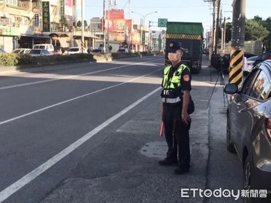 ▲里港警分局11日起針對轄區內各鄉鎮之易肇事路段大執法 。(圖/記者陳崑福翻攝)