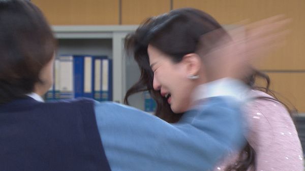 ▲《好運來》俊雄(倪齊民飾演)掌摑小三麗芬(楚宣飾演)。(圖/民視提供)