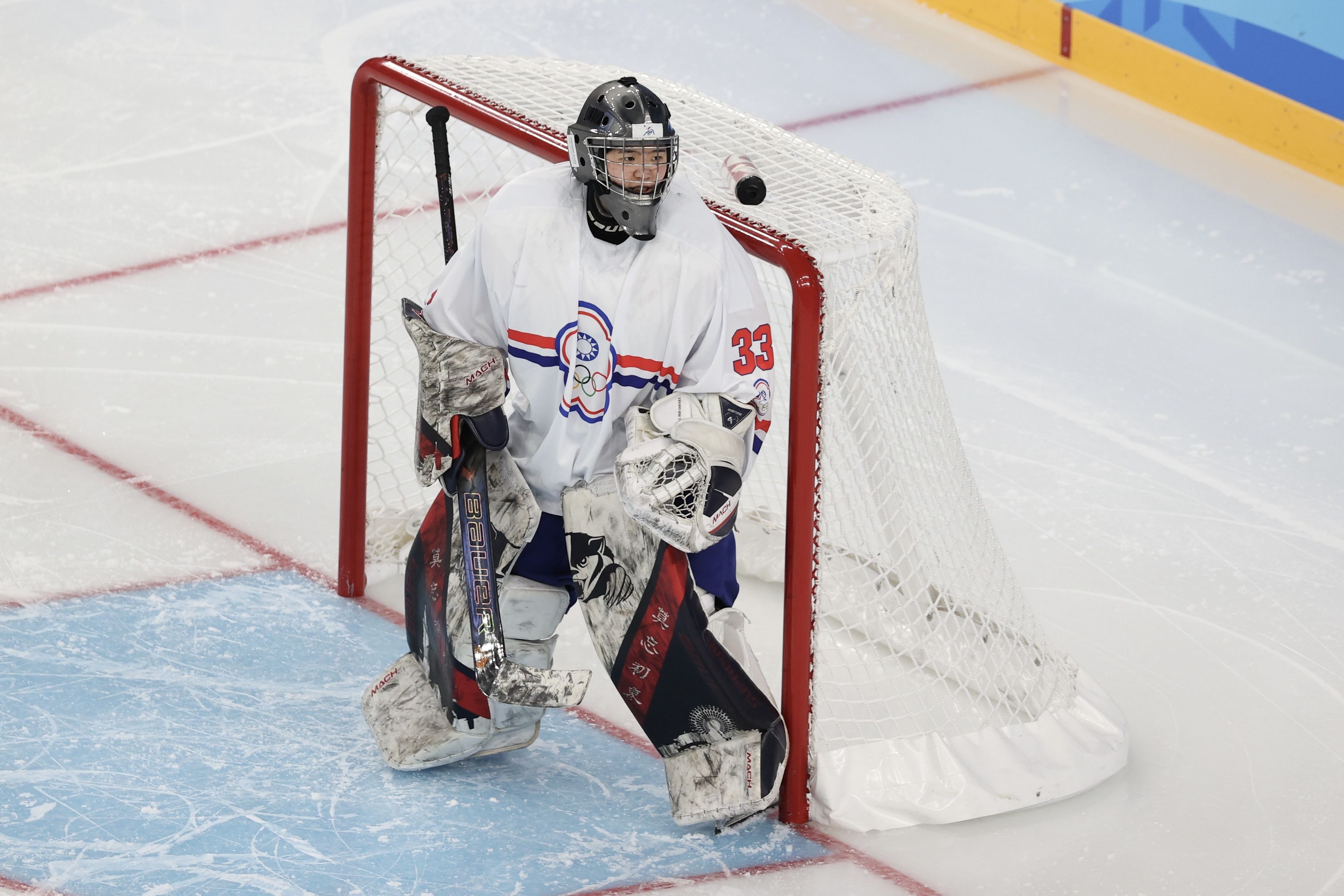 ▲▼台灣亞冬運閉幕典禮掌旗官徐子庭。(圖/中華奧會提供)