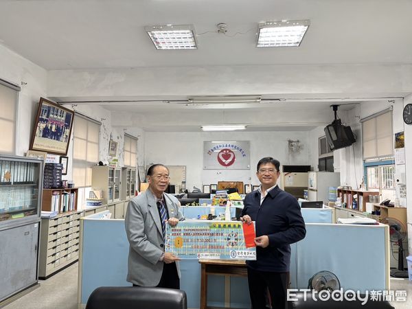 ▲▼ 台電嘉義區處關懷仁愛之家 。(圖/台電嘉義區處提供)