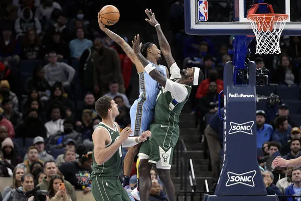 ▲灰熊莫蘭特灌籃。(圖/達志影像/美聯社)