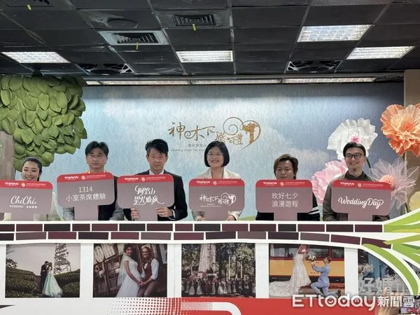 ▲▼觀光署副署長黃荷婷宣布阿里山神木下婚禮活動開跑 。(圖/記者李姿慧攝)