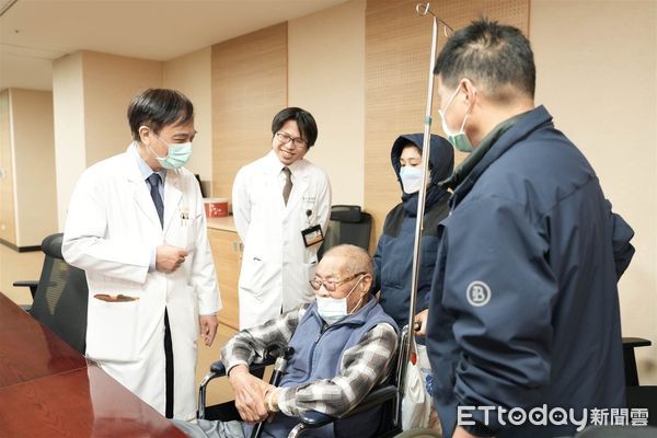 ▲▼ 治療攝護腺肥大的新選擇 嘉義長庚引進UroLift療法,嘉義長庚泌尿科 黃國財醫師 。(圖/嘉義長庚提供)