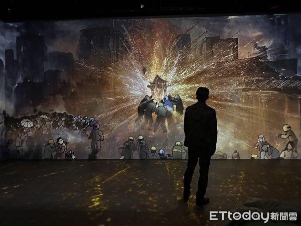 ▲▼世界紀錄最巨幅當代水墨畫《臺灣風物圖》全長320公尺、高1.8公尺,如今透過數位轉譯打造為「全沈浸投影展覽」,在台北101双融域展出。(圖/記者林育綾攝)