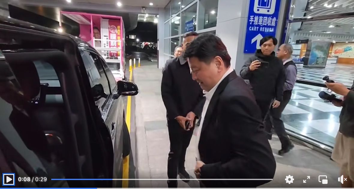▲▼傅崐萁返國。(圖/翻攝臉書/陳財能)