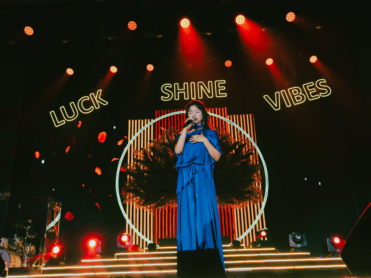 ▲▼丁噹菲律賓演出。(圖/相信音樂提供)