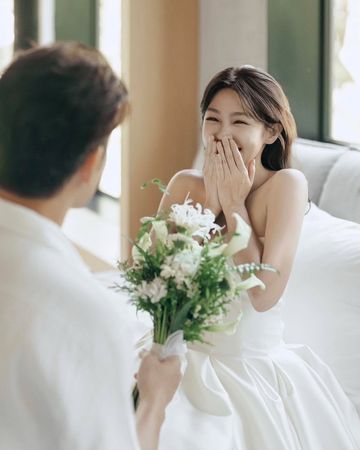 ▲曾智希、陳志強婚紗照公開。(圖/翻攝自Instagram/simba.1220)