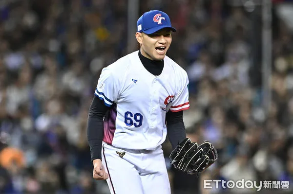 ▲▼2026年第6屆WBC世界棒球經典賽資格賽WBCQ,徐若熙。(圖/記者李毓康攝)