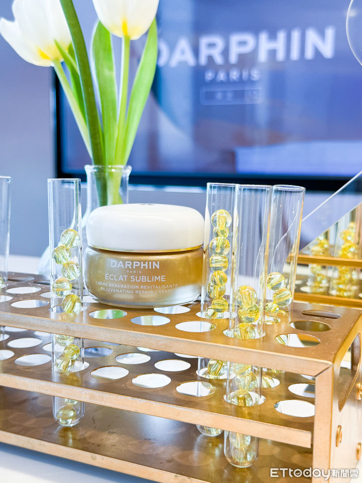 嬌蘭,朵法,醉象,油,保養,美顏油,。(圖/記者李薇攝、品牌提供)