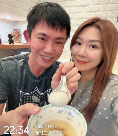 ▲李佩甄與老公感情甜蜜,經常在社群平台放閃。(圖/翻攝自Instagram/sleepyjane415)