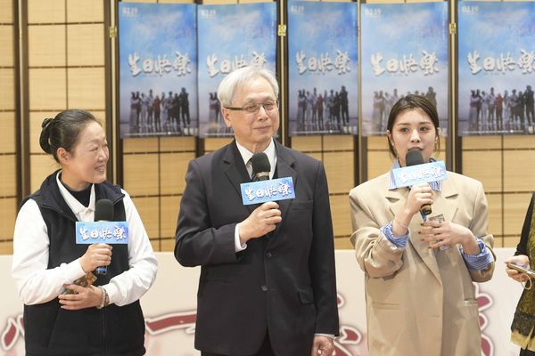 ▲《生日快樂》游君萍飾演護理師邱靜怡南下宣傳。(圖/大愛電視提供)