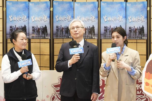 ▲《生日快樂》游君萍飾演護理師邱靜怡南下宣傳。(圖/大愛電視提供)