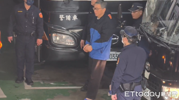 ▲▼柯文哲抵達北院。(圖/記者黃哲民攝)