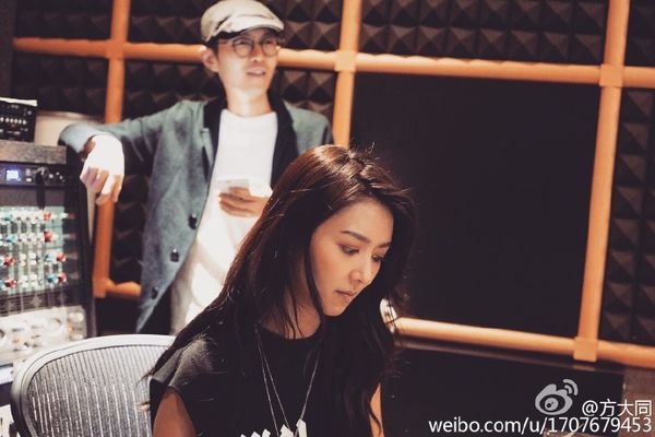 ▲▼方大同唯一緋聞女友是薛凱琪。(圖/翻攝自微博)