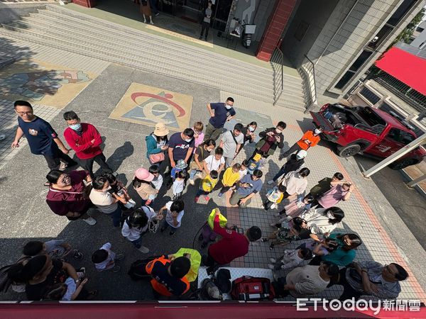 ▲台南市安定區公所攜手與消防局第四大隊安定分隊,推動防災防火意識活動。(圖/記者林東良翻攝,下同)