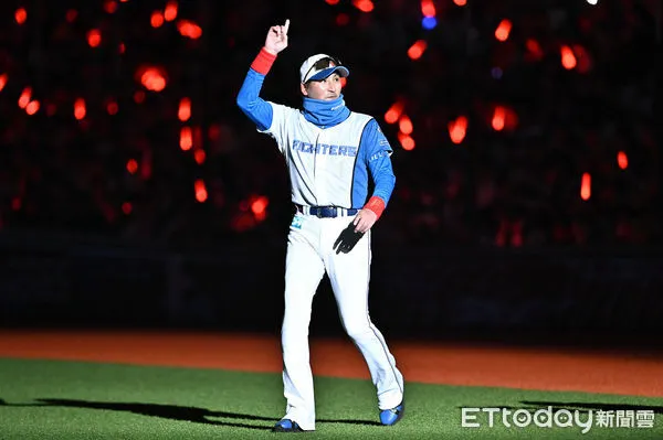 ▲▼日職北海道日本火腿鬥士隊2025台灣交流賽,中信兄弟總教練平野惠一與火腿隊監督新庄剛志。(圖/記者李毓康攝)