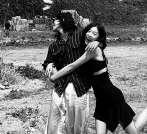 ▲▼時安證實《單身4》:沒有劇本! 曖昧同床陸俊諝⋯她親口解答互動。(圖/翻攝自IG)