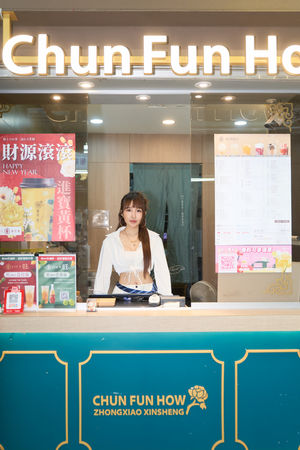 ▲▼張若凡遭渣男劈腿「接到陌生女來電」 獻出道最大尺度床戲全拍了。(圖/索尼音樂提供)