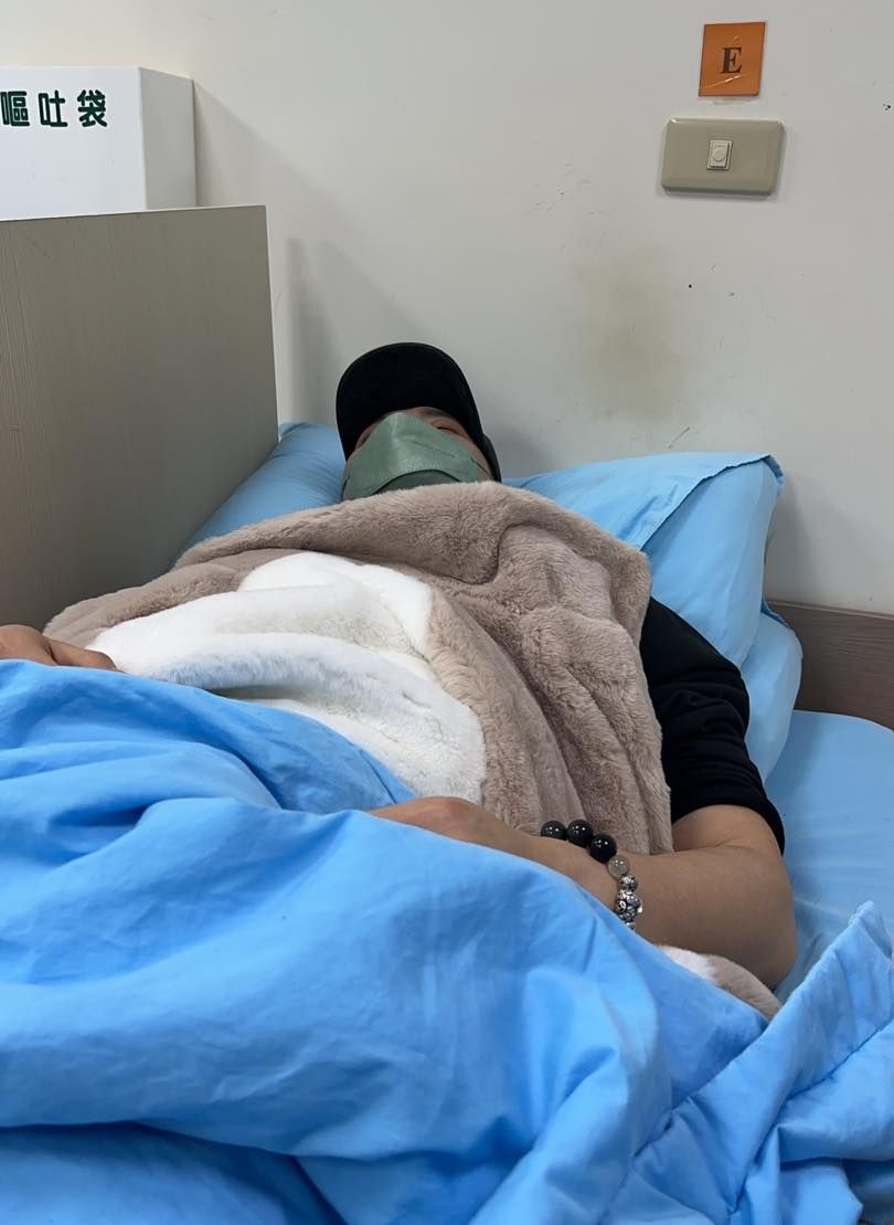 ▲▼愛雅老公「連2天高燒近40度」揭病因…網:超多人中獎。(圖/翻攝自Facebook/愛雅(張艾亞))