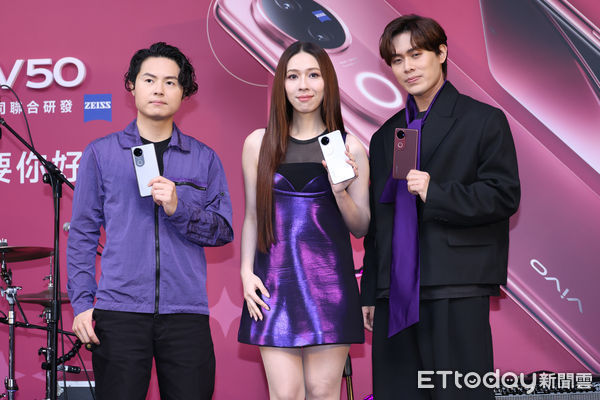 ▲▼ 告五人手機代言粉絲見面會 。(圖/記者黃克翔攝)